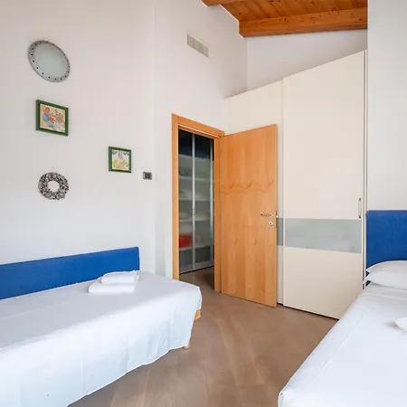 Be & Being - Katja Apartment Riva del Garda Exterior photo