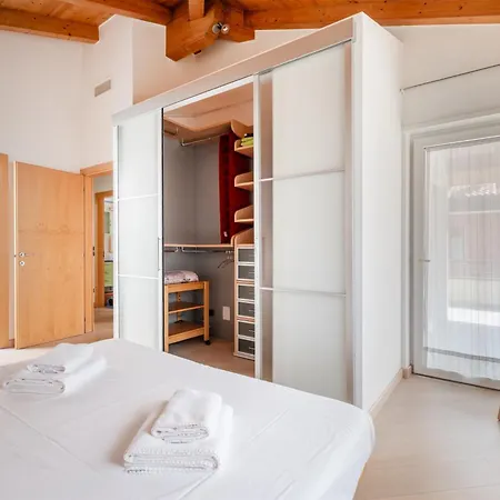 Be & Being - Katja Apartment Riva del Garda Exterior photo